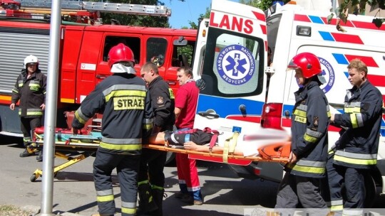 20-latek podpalił w mieszkaniu ognisko i odkręcił gaz