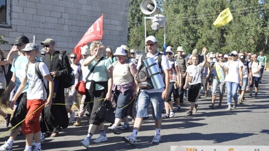 Za krokiem krok ? pielgrzymka dzień po dniu