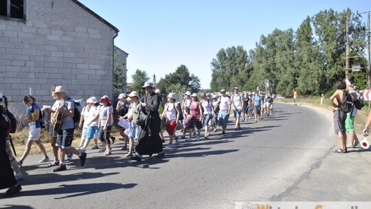 Za krokiem krok ? pielgrzymka dzień po dniu