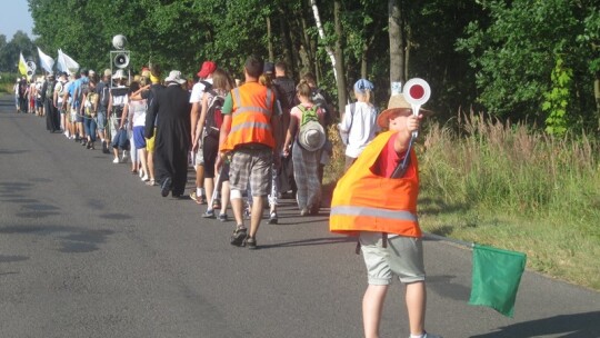 Za krokiem krok ? pielgrzymka dzień po dniu