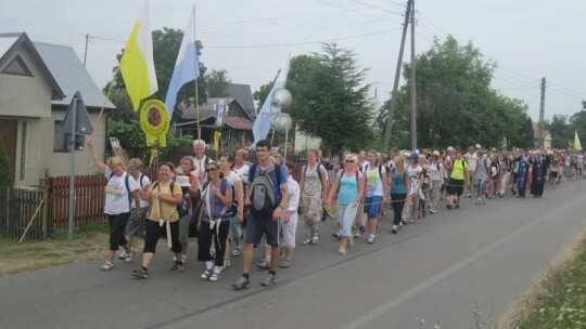 Za krokiem krok ? pielgrzymka dzień po dniu