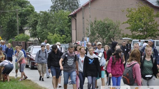 Za krokiem krok ? pielgrzymka dzień po dniu