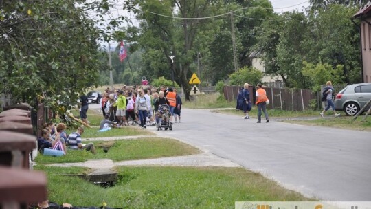 Za krokiem krok ? pielgrzymka dzień po dniu