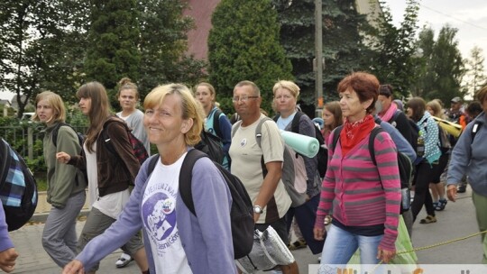 Za krokiem krok ? pielgrzymka dzień po dniu