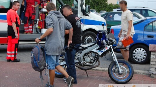 Mazowiecka: Bus zderzył się ze skuterem