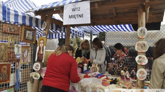 Gm. Maciejowice: Chleb w centrum dożynek