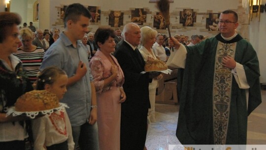 Skromne parafialne dożynki w Garwolinie Skromne parafialne dożynki w Garwolinie