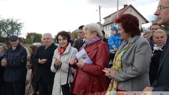 Gm. Miastków Kościelny: Radość z remontu kilometra drogi (video)