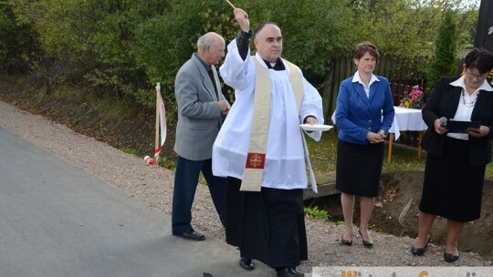 Gm. Miastków Kościelny: Radość z remontu kilometra drogi (video)