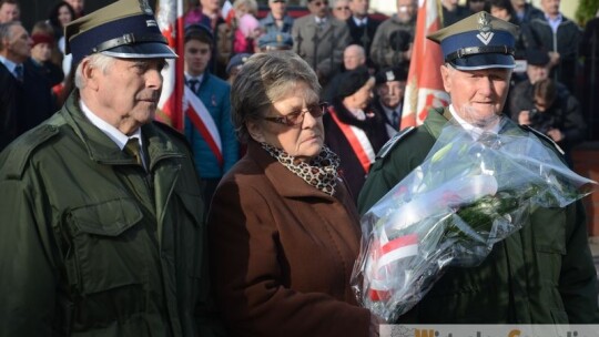 Kochać ojczyznę to nie wstyd Kochać ojczyznę to nie wstyd