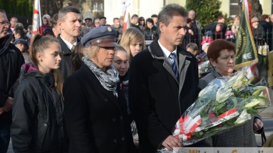 Kochać ojczyznę to nie wstyd Kochać ojczyznę to nie wstyd