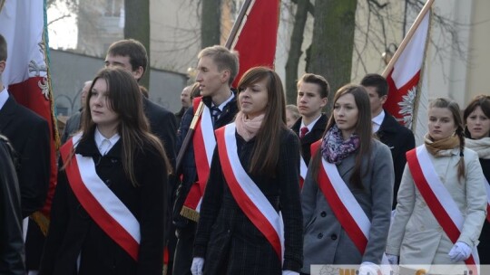Kochać ojczyznę to nie wstyd Kochać ojczyznę to nie wstyd