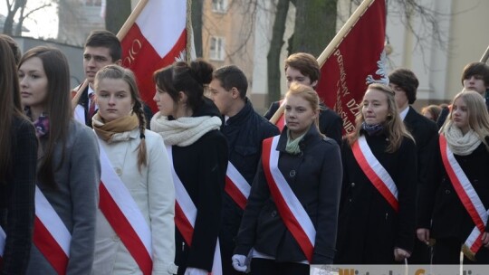 Kochać ojczyznę to nie wstyd Kochać ojczyznę to nie wstyd