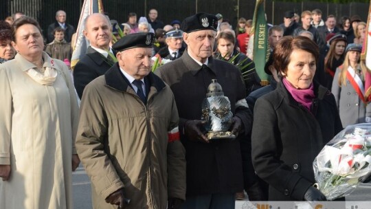 Kochać ojczyznę to nie wstyd Kochać ojczyznę to nie wstyd