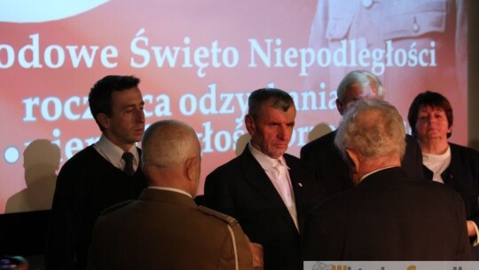 Kochać ojczyznę to nie wstyd Kochać ojczyznę to nie wstyd