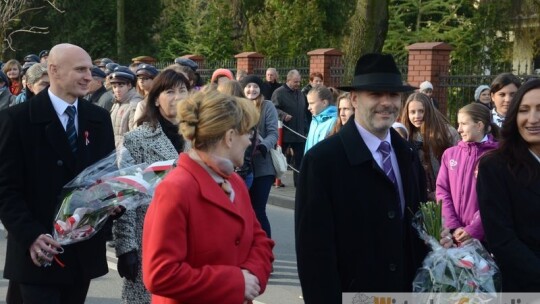 Kochać ojczyznę to nie wstyd Kochać ojczyznę to nie wstyd