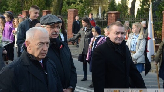 Kochać ojczyznę to nie wstyd Kochać ojczyznę to nie wstyd