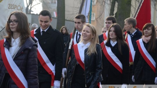 Kochać ojczyznę to nie wstyd Kochać ojczyznę to nie wstyd