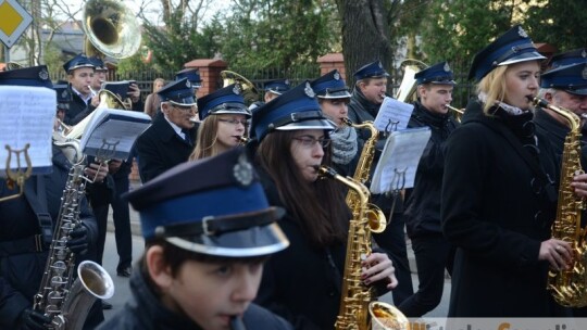 Kochać ojczyznę to nie wstyd Kochać ojczyznę to nie wstyd