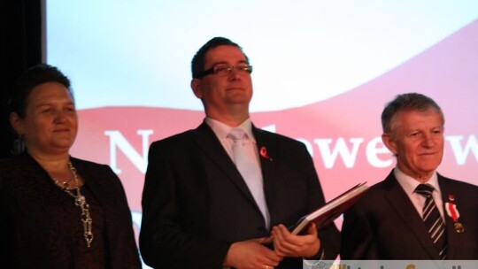 Kochać ojczyznę to nie wstyd Kochać ojczyznę to nie wstyd