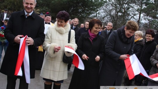 Długo wyczekiwane przecięcie wstęgi w Parysowie