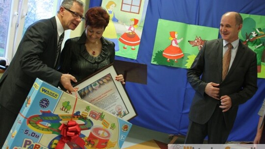 Długo wyczekiwane przecięcie wstęgi w Parysowie