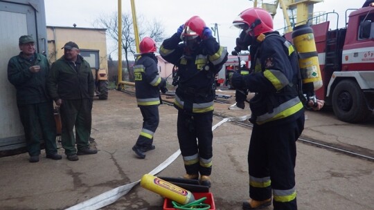 Maciejowice: Pożar od nieszczelnego zbiornika paliwa