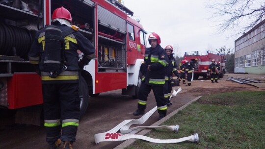 Maciejowice: Pożar od nieszczelnego zbiornika paliwa