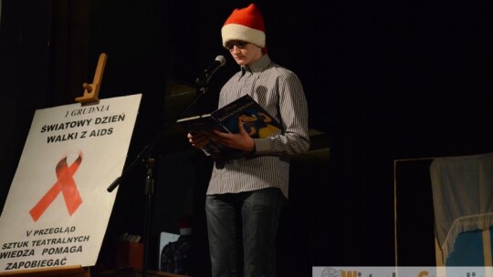 O HIV i AIDS ze sceny teatru