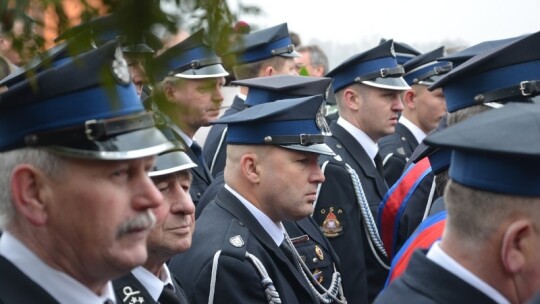 Sztandar dla szkoły 70 lat po spaleniu Wanat