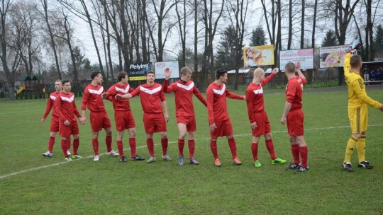 Ożarowianka lepsza od Wilgi. Podwójna czerwień GKS