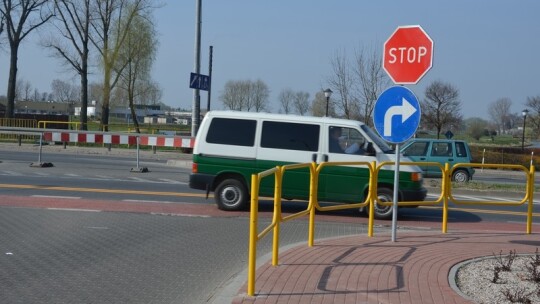 Budują rondo pod market. Początek utrudnień w ruchu