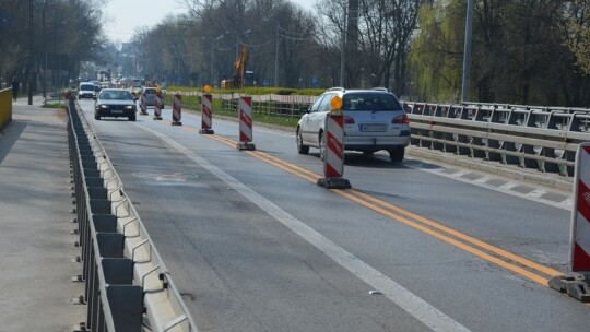 Budują rondo pod market. Początek utrudnień w ruchu