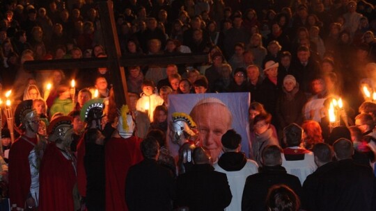 Droga krzyżowa na początek Wielkiego Tygodnia