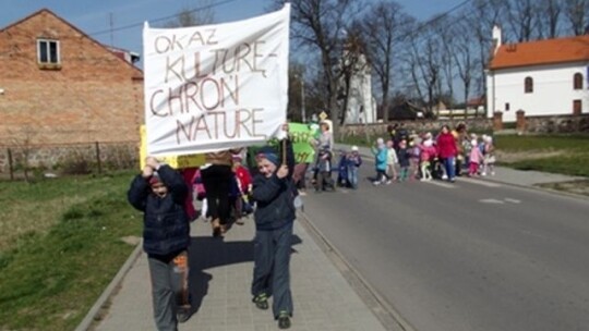 Gm. Borowie: Marsz Małych Ekologów