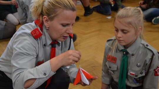 Polska! Biało-czerwoni! jak świętujemy Dzień Flagi?