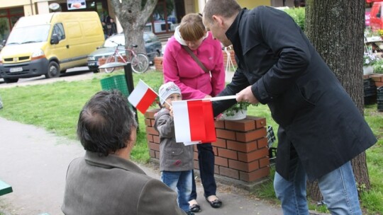 Polska! Biało-czerwoni! jak świętujemy Dzień Flagi?