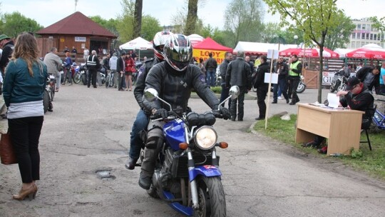 Fani starych motocykli dzieciom