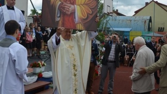 Gm. Łaskarzew: Zacny patron na 90-lecia istnienia