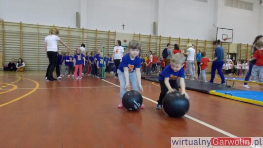 Plastuś z tytułem Przedszkola w ruchu