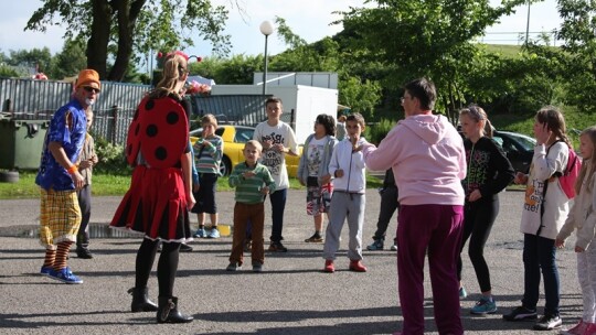 Rodzinny piknik na Zarzeczu i wieczór pełen atrakcji