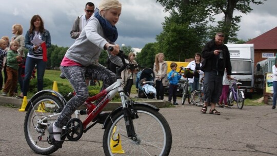 Rodzinny piknik na Zarzeczu i wieczór pełen atrakcji