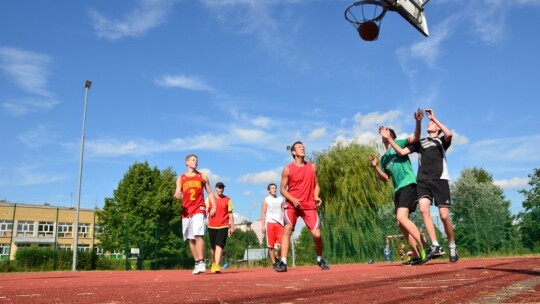 Jak lato, to pora na streetball