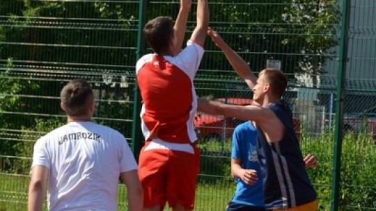 Jak lato, to pora na streetball