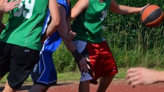 Jak lato, to pora na streetball