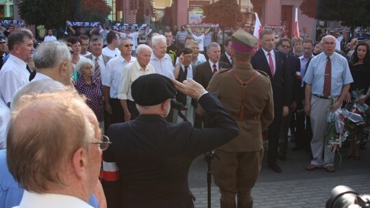 Wybiła Godzina ?W? ? Cześć i chwała bohaterom! [video]