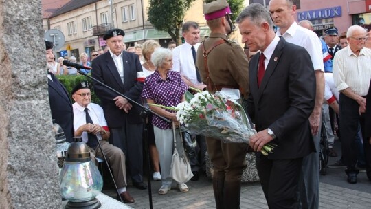 Wybiła Godzina ?W? ? Cześć i chwała bohaterom! [video]