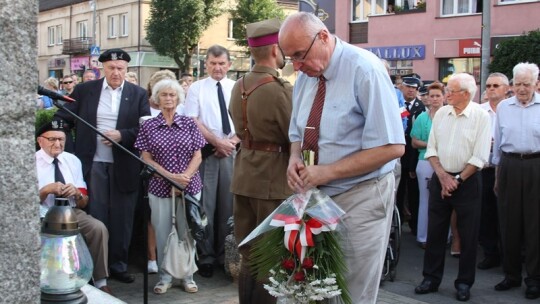 Wybiła Godzina ?W? ? Cześć i chwała bohaterom! [video]