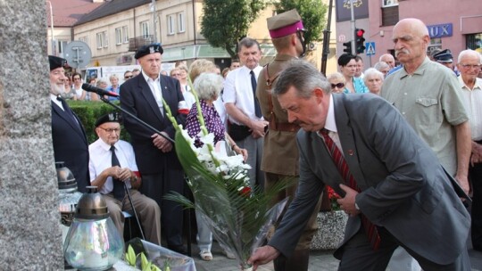 Wybiła Godzina ?W? ? Cześć i chwała bohaterom! [video]