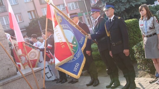 Wybiła Godzina ?W? ? Cześć i chwała bohaterom! [video]